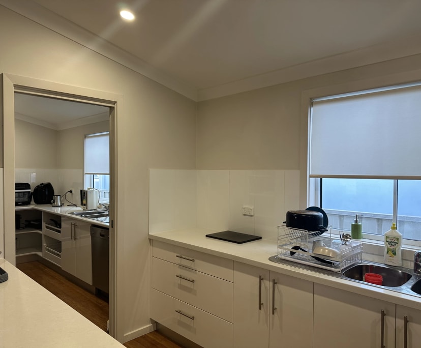 $320, Share-house, 4 bathrooms, Thirroul NSW 2515