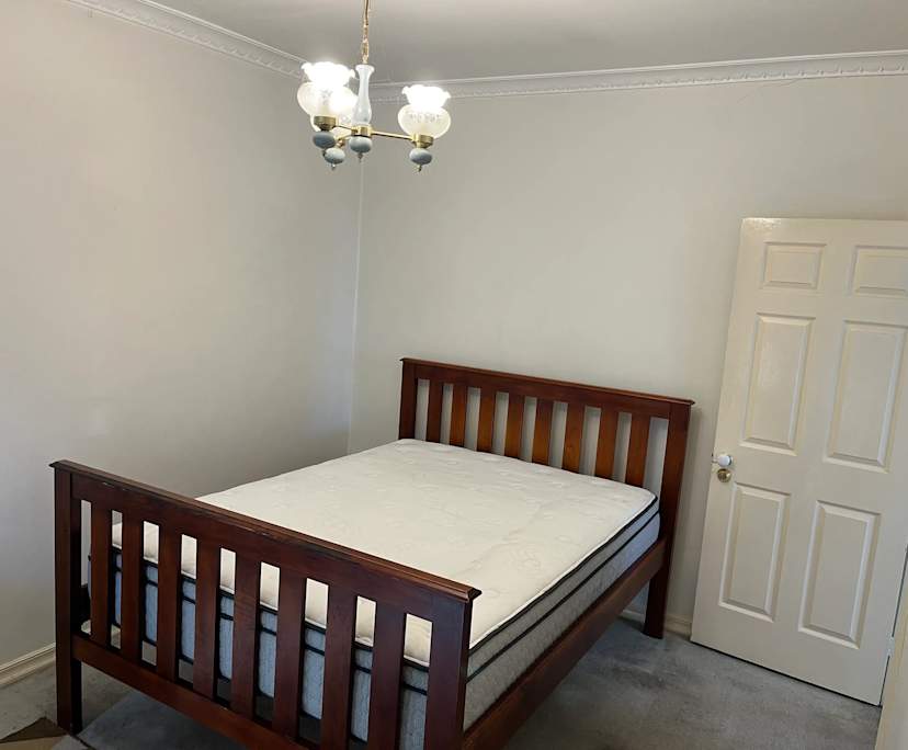 $270, Share-house, 4 bathrooms, Parkdale VIC 3195