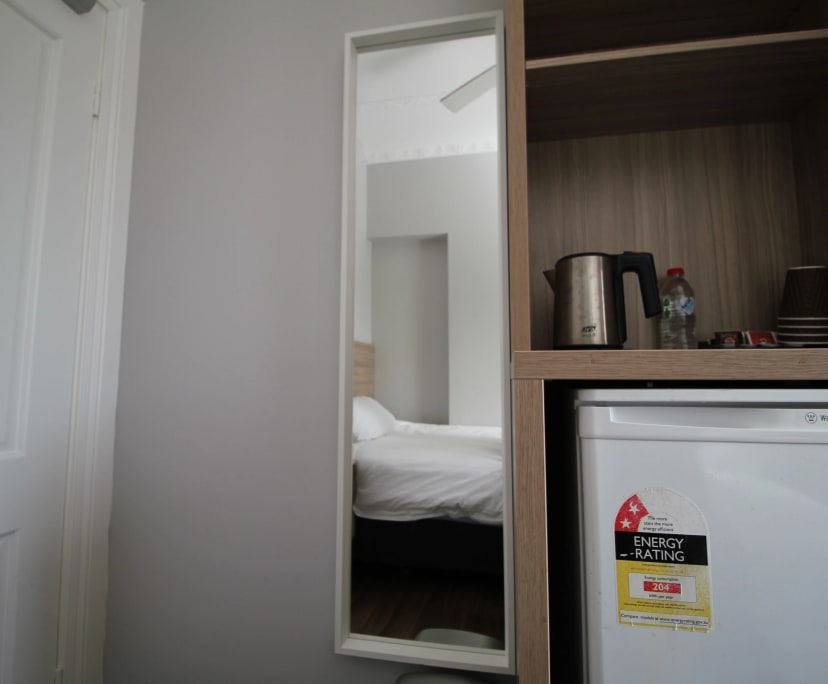 $390, Flatshare, 6 bathrooms, Kirribilli NSW 2061