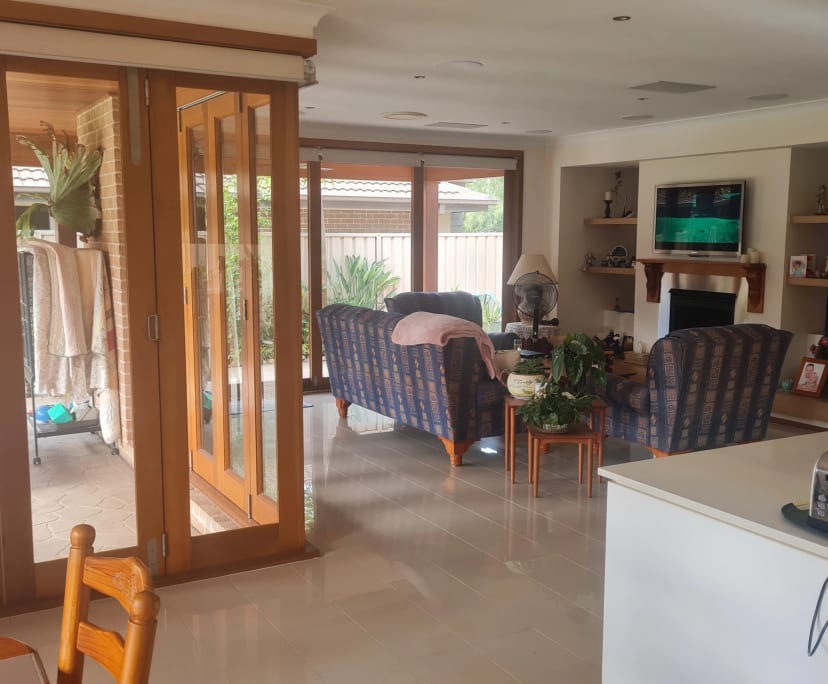 $350, Share-house, 5 bathrooms, Quakers Hill NSW 2763