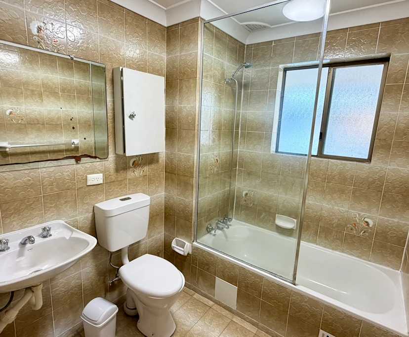 $1,800, Whole-property, 3 bathrooms, Coogee NSW 2034