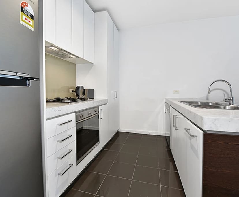 $1,450, Whole-property, 3 bathrooms, Melbourne VIC 3000