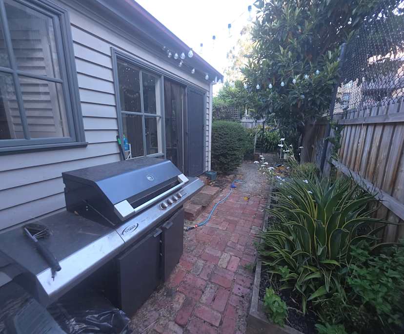 $350, Share-house, 3 bathrooms, Brighton VIC 3186