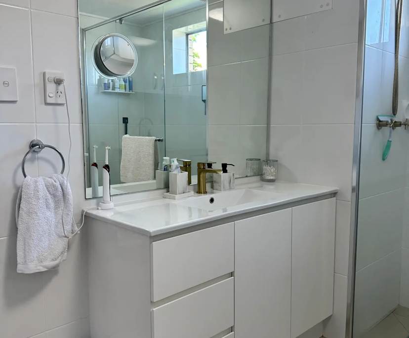$430, Flatshare, 2 bathrooms, Ascot QLD 4007