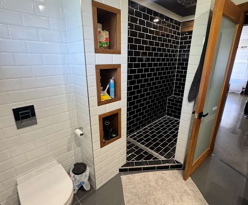 $400, Flatshare, 3 bathrooms, Mermaid Beach QLD 4218