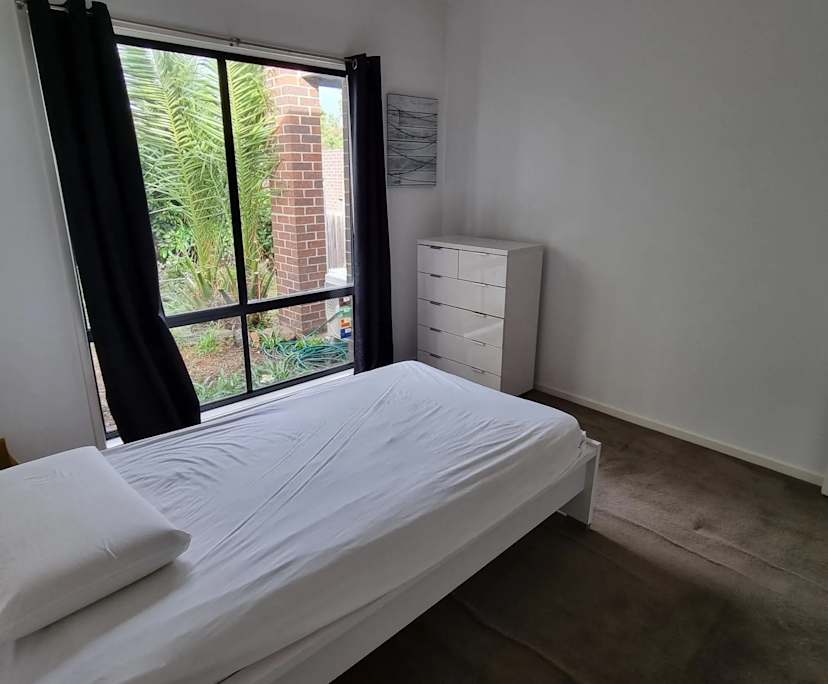 Room in a share house