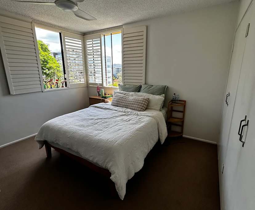 Unfurnished room with own bathroom