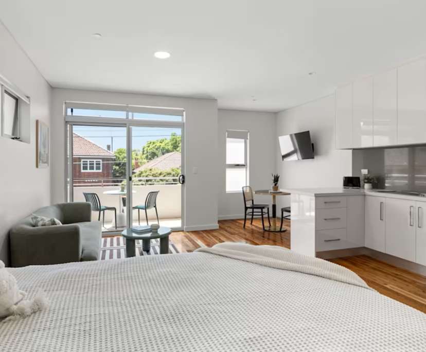 $730, Studio, 1 bathroom, Ashfield NSW 2131