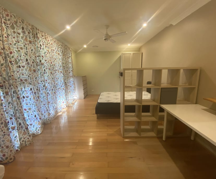 Furnished room in a share house
