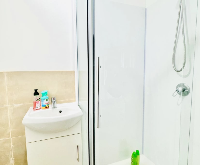 $250, Student-accommodation, 4 bathrooms, Mill Park VIC 3082