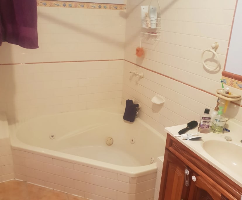 Room in a share house
