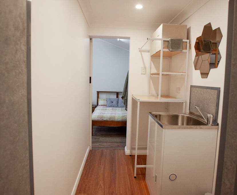 $450, Studio, 1 bathroom, Caversham WA 6055