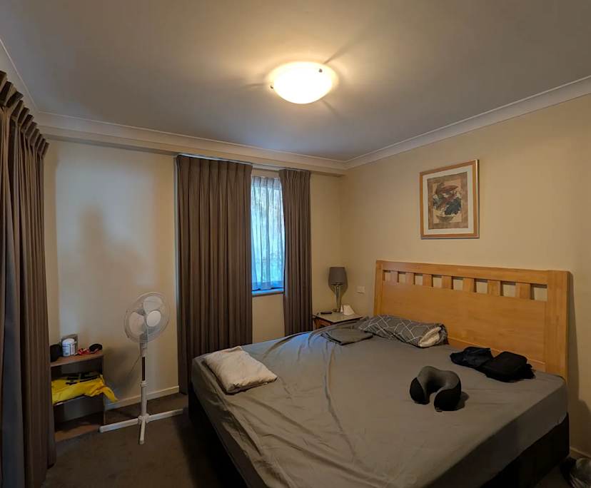 Furnished room with ensuite in a flatshare