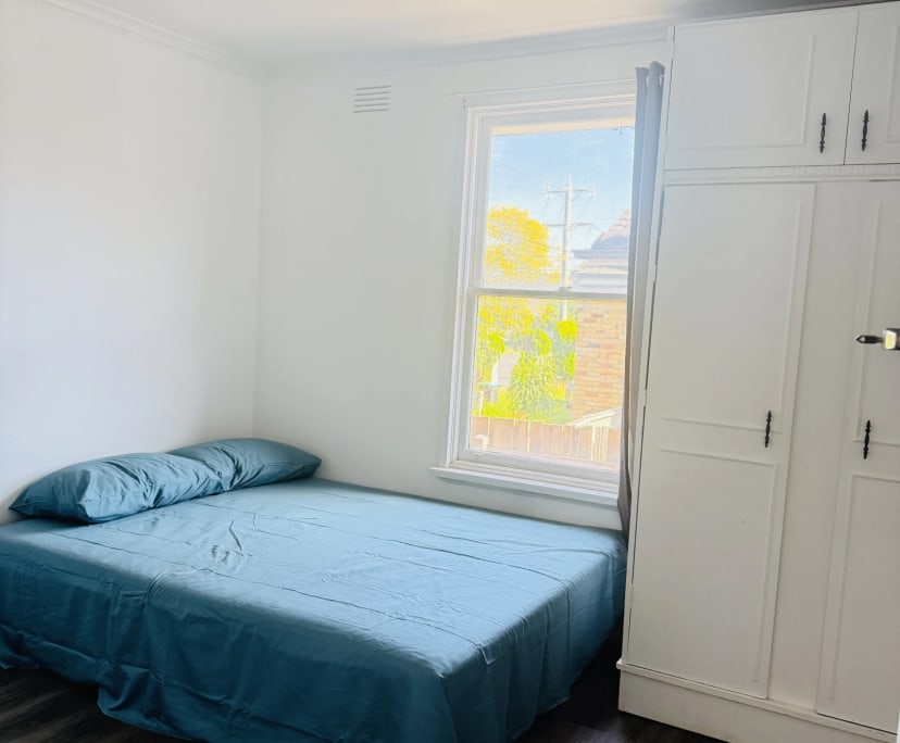 Room in a share house