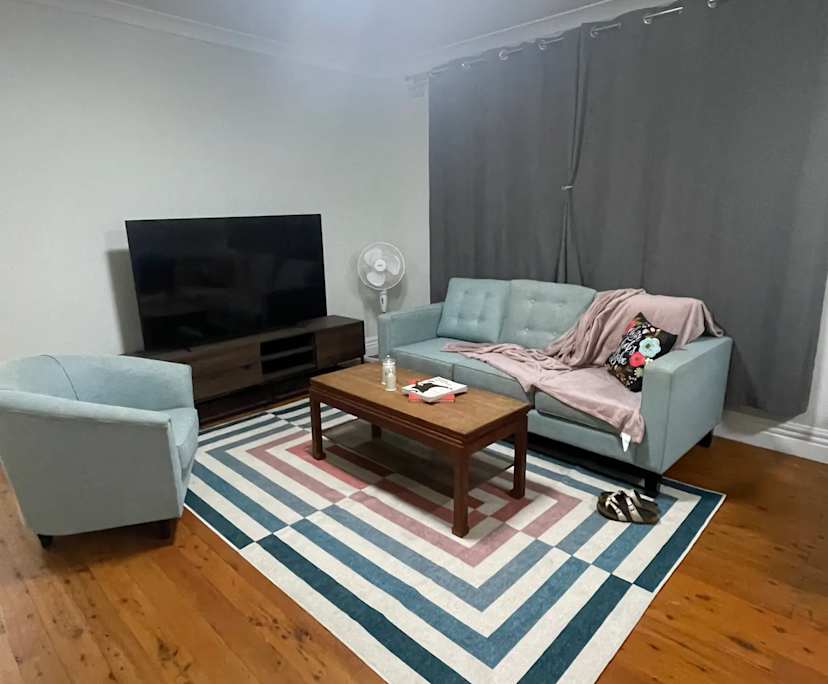 $300, Flatshare, 2 bathrooms, Richmond NSW 2753