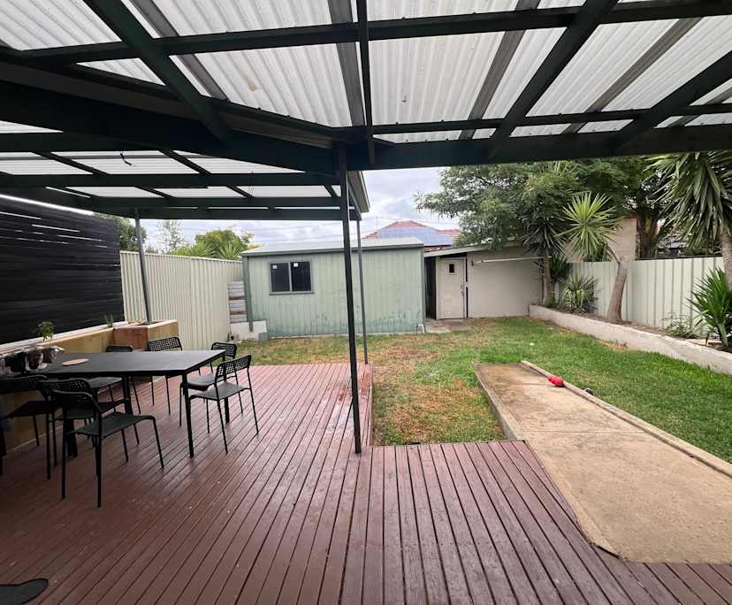 $300, Homestay, 3 bathrooms, Ethelton SA 5015