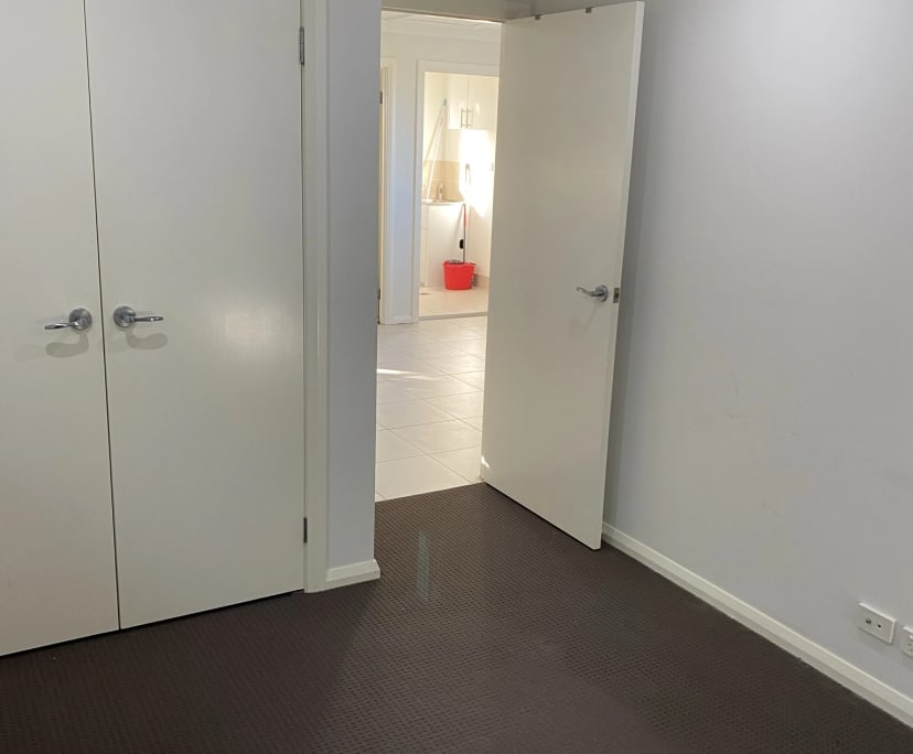 Granny Flat for Rent in Fairfield East, Sydney 39...