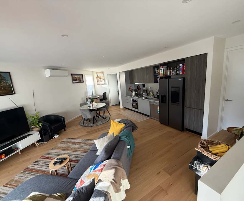 Furnished room with own bathroom