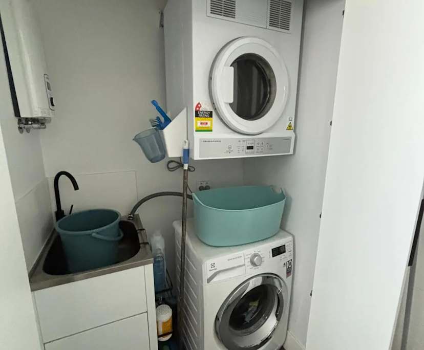 $380, Flatshare, 3 bathrooms, Cannon Hill QLD 4170