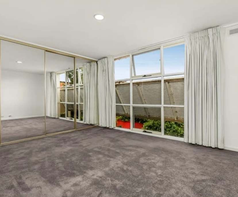 propertyImage