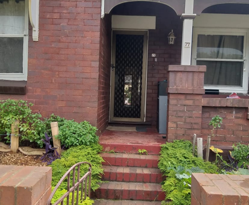 Furnished room in a share house