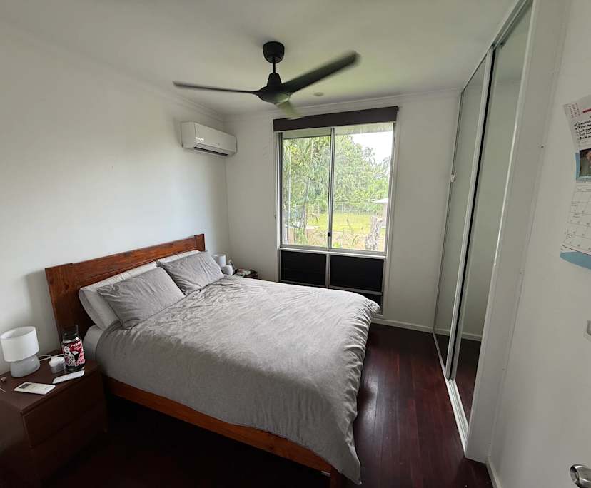 Unfurnished room in a share house