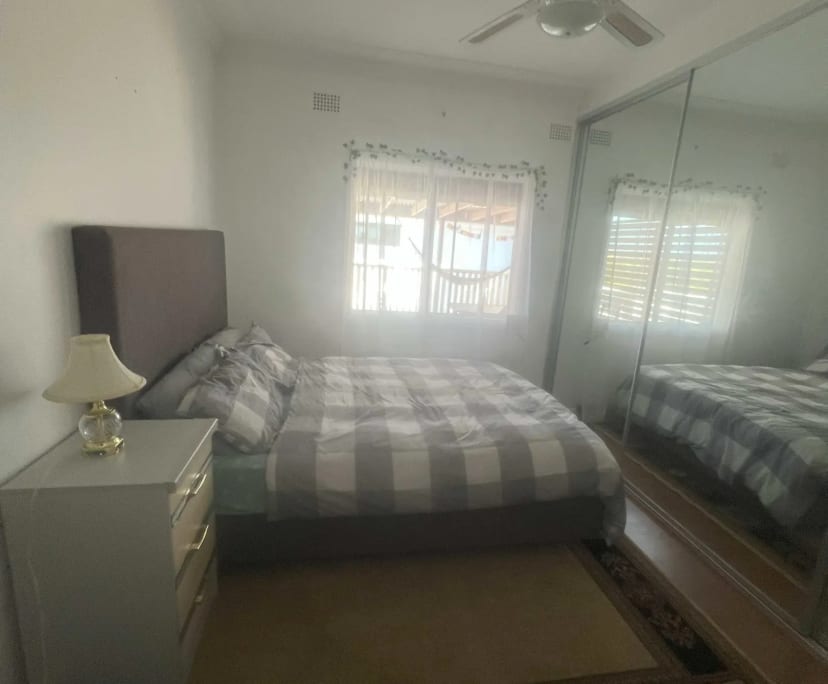 Furnished room in a share house