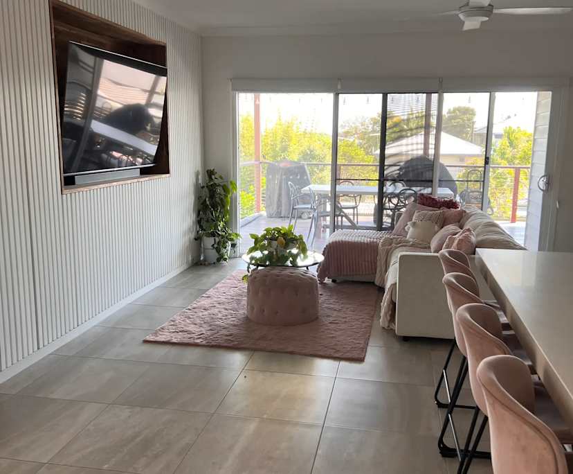 Furnished room with ensuite in a share house