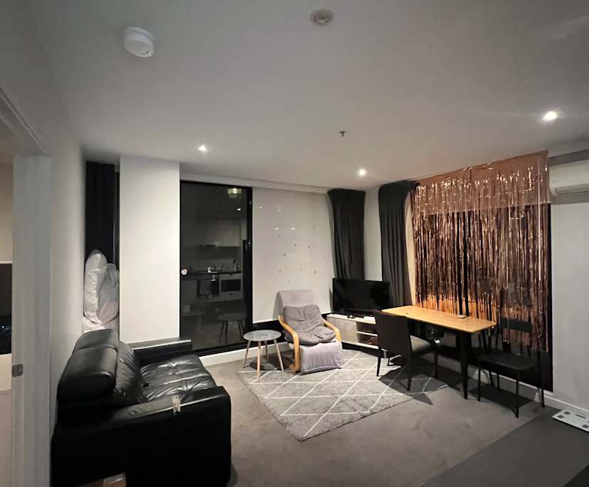 Furnished room with own bathroom