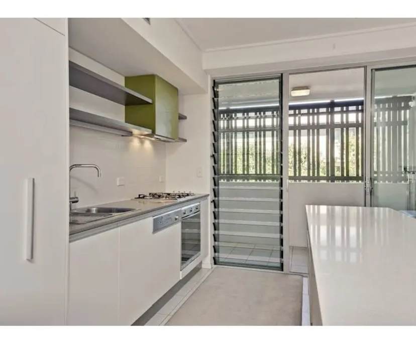 $380, Share-house, 2 bathrooms, Bulimba QLD 4171