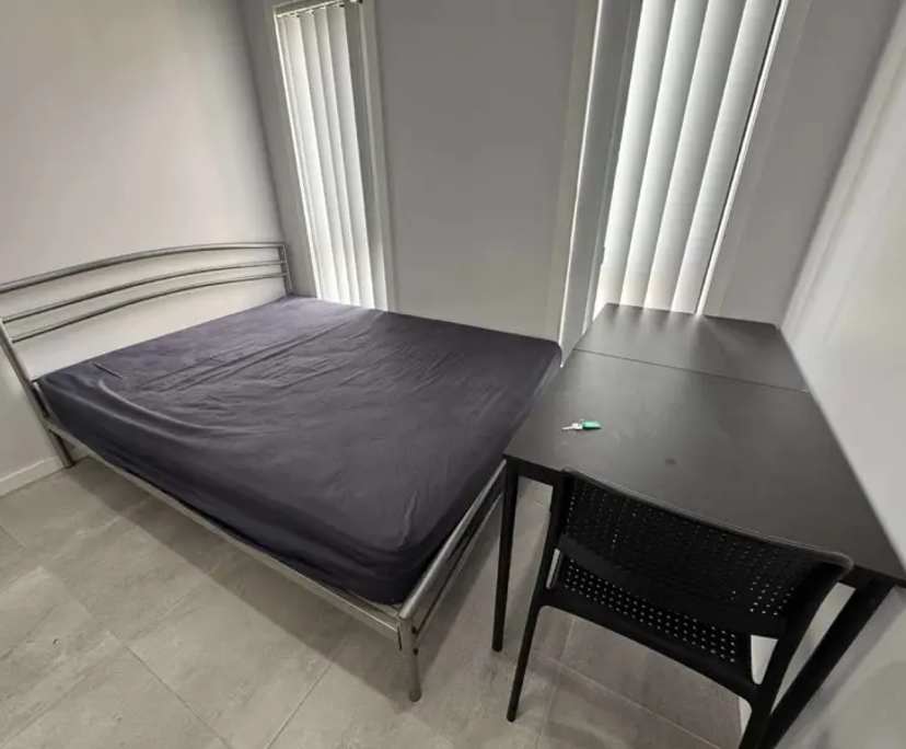 $250, Share-house, 4 bathrooms, Regents Park NSW 2143