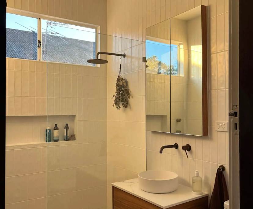 Unfurnished room in a share house