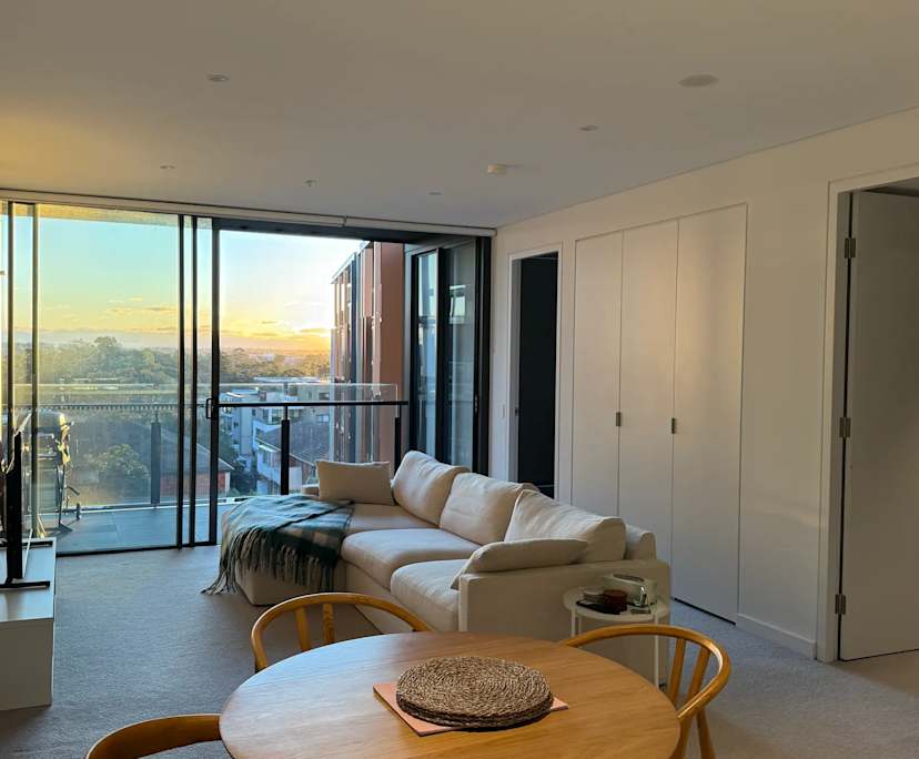 Whole property with 1 room for rent