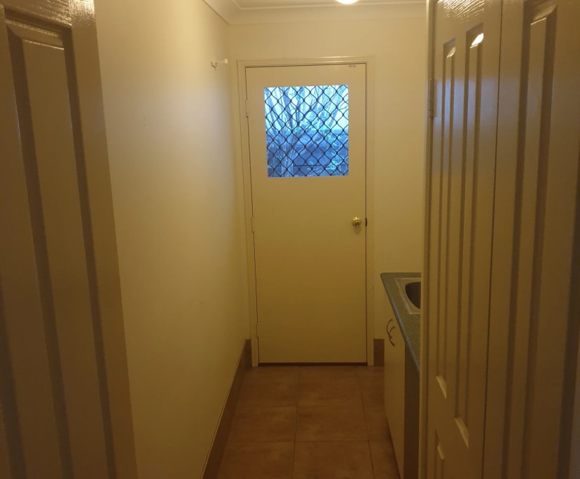 $150, Whole-property, 3 bathrooms, Kearneys Spring QLD 4350