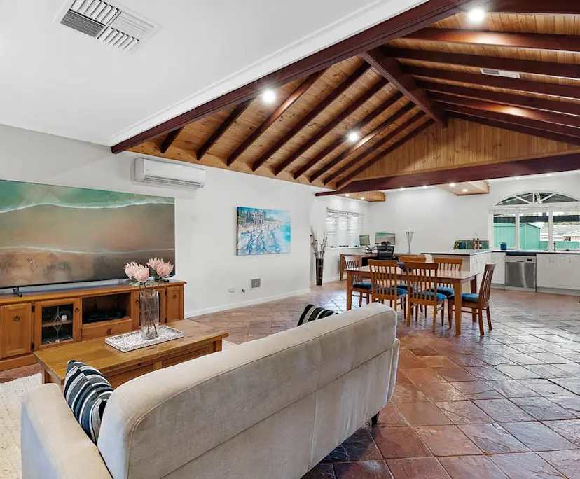 $260-290, Share-house, 3 rooms, Kelmscott WA 6111, Kelmscott WA 6111