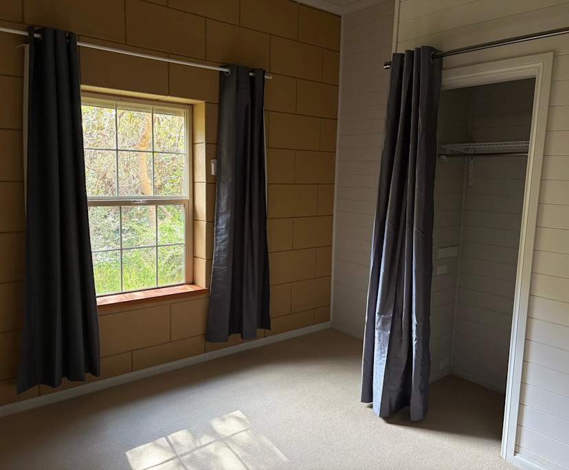 $230, Share-house, 3 bathrooms, Medlow Bath NSW 2780