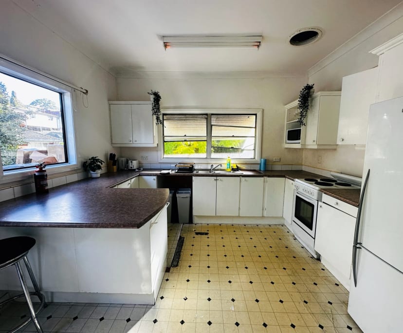 Room for Rent in Hornsby, Sydney 210, Furnished,