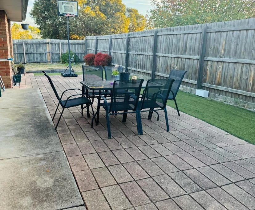 $650, Whole-property, 3 bathrooms, Hillside VIC 3037