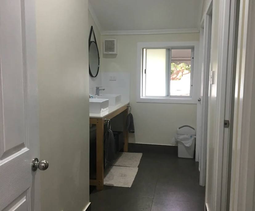 $350, Share-house, 4 bathrooms, Hawthorne QLD 4171