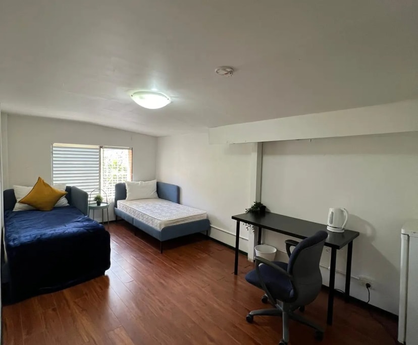 Shared Room for Rent in Enmore, Sydney 120, Furni...