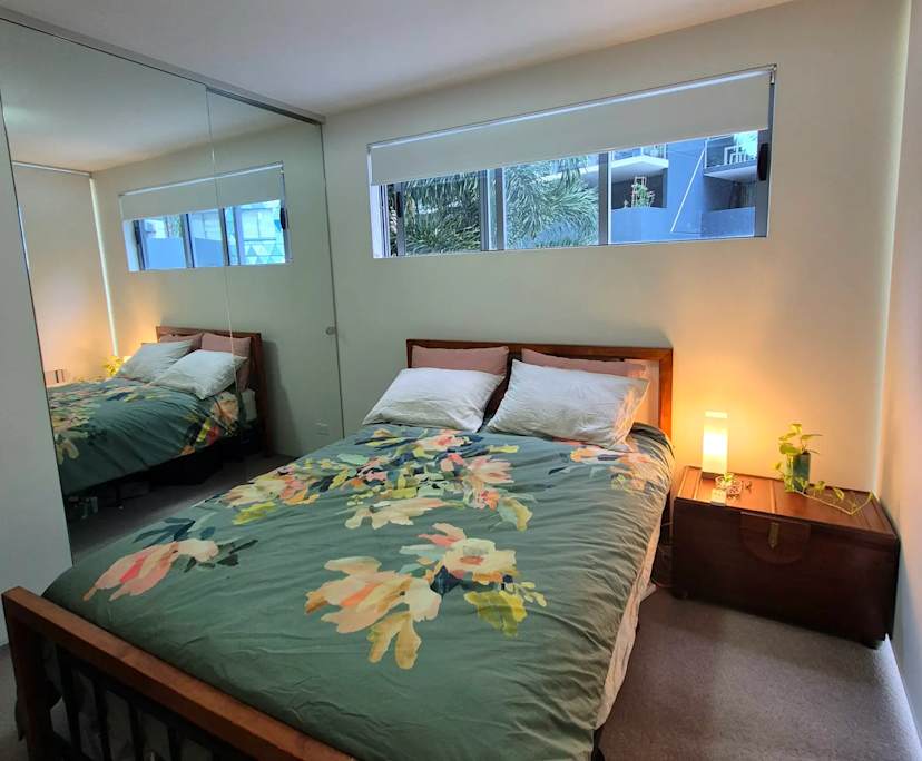 $350, Flatshare, 2 bathrooms, West End QLD 4101
