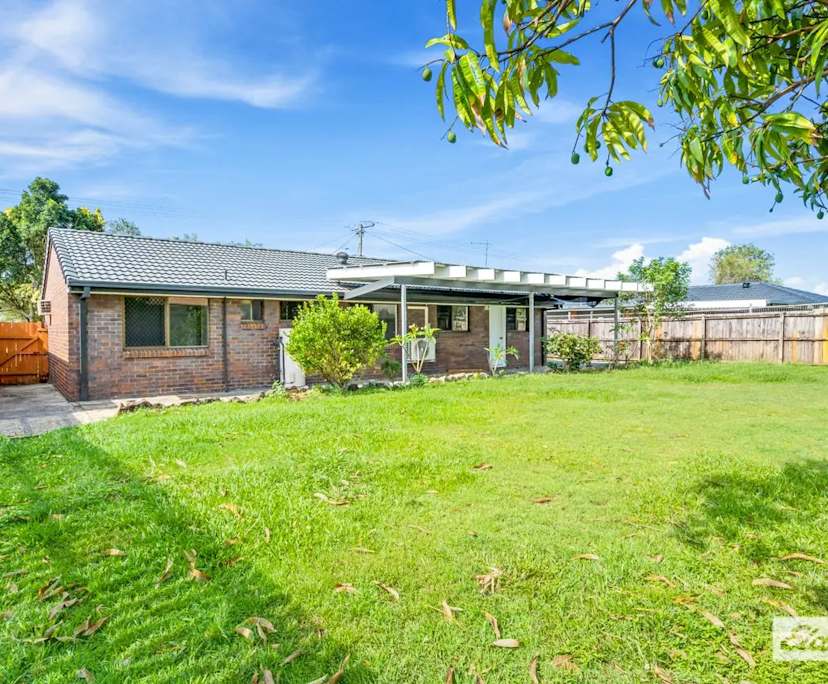 $250, Share-house, 3 bathrooms, Bethania QLD 4205