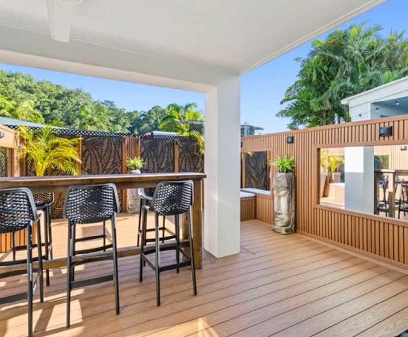 Whole property with 3 rooms for rent