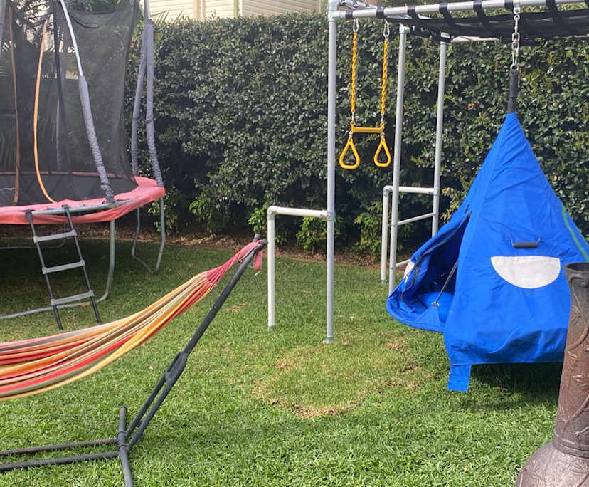 Whole property with 4 rooms for rent