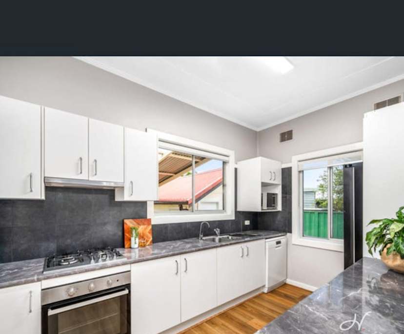 Room in a share house