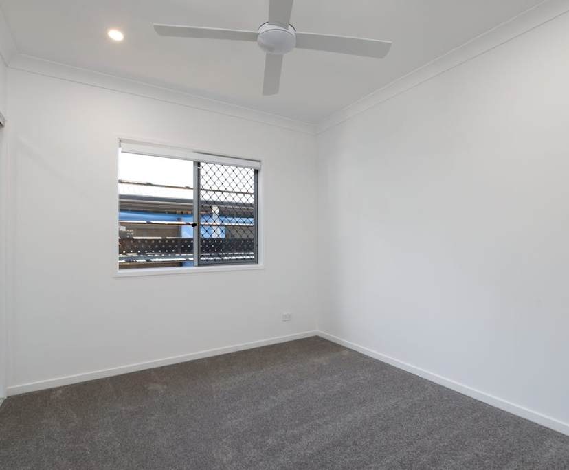 Unfurnished room in a share house