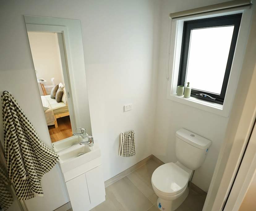 $270, Share-house, 6 bathrooms, Churchill VIC 3842