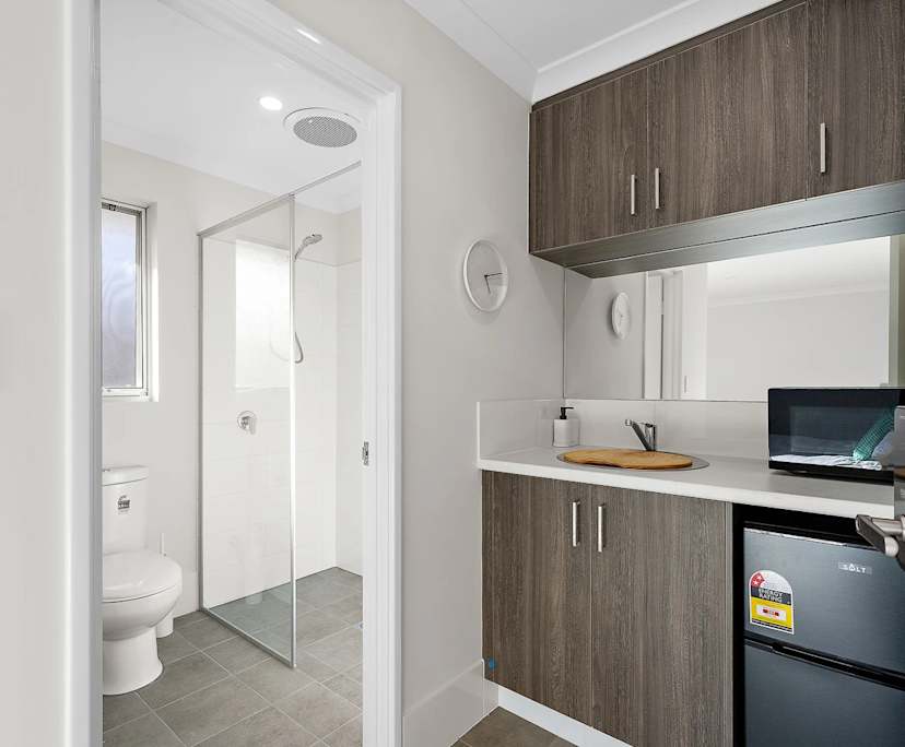 $315, Share-house, 6 bathrooms, Ravenswood WA 6208