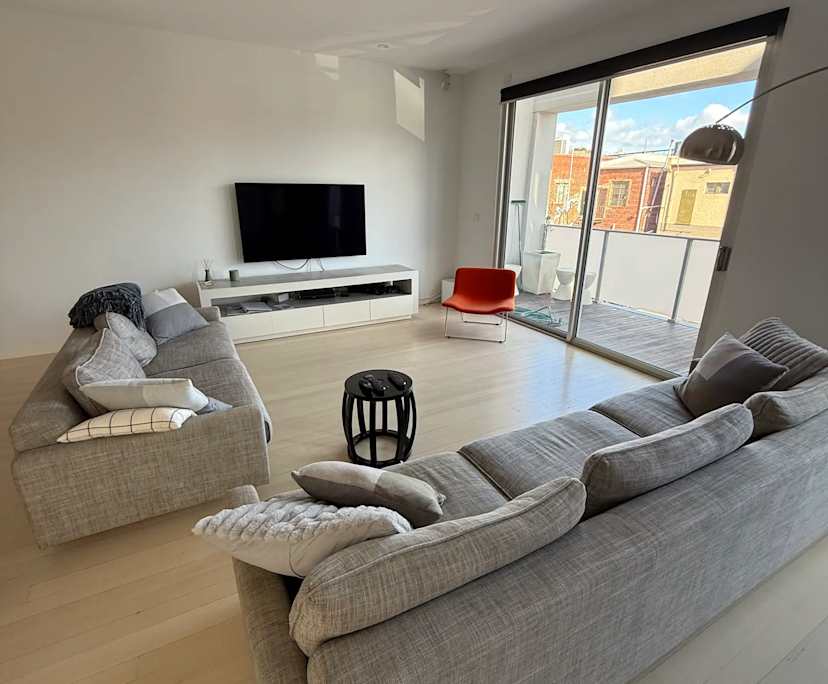 Furnished room with ensuite in a share house
