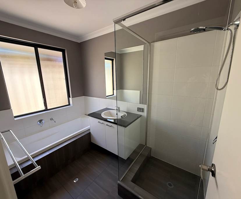 Unfurnished room with own bathroom